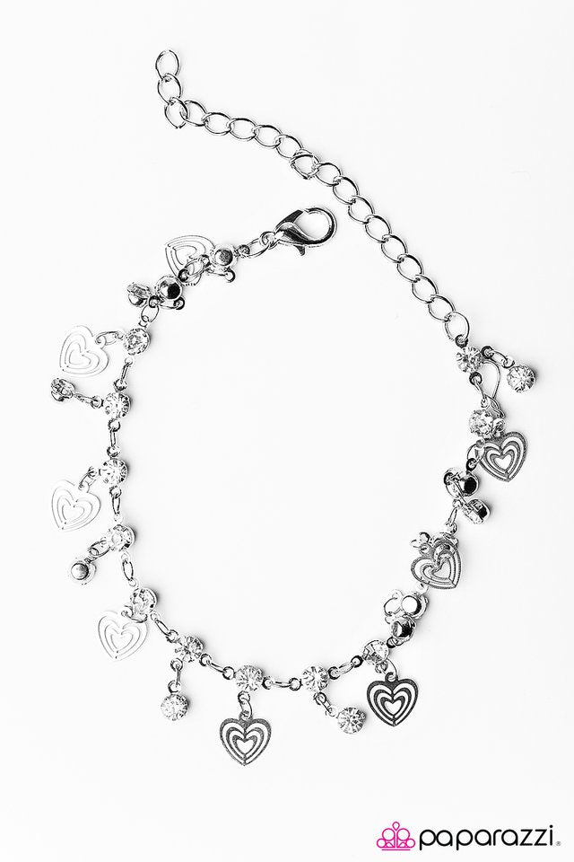 Paparazzi ♥ Hearts Desire - White ♥ Bracelet