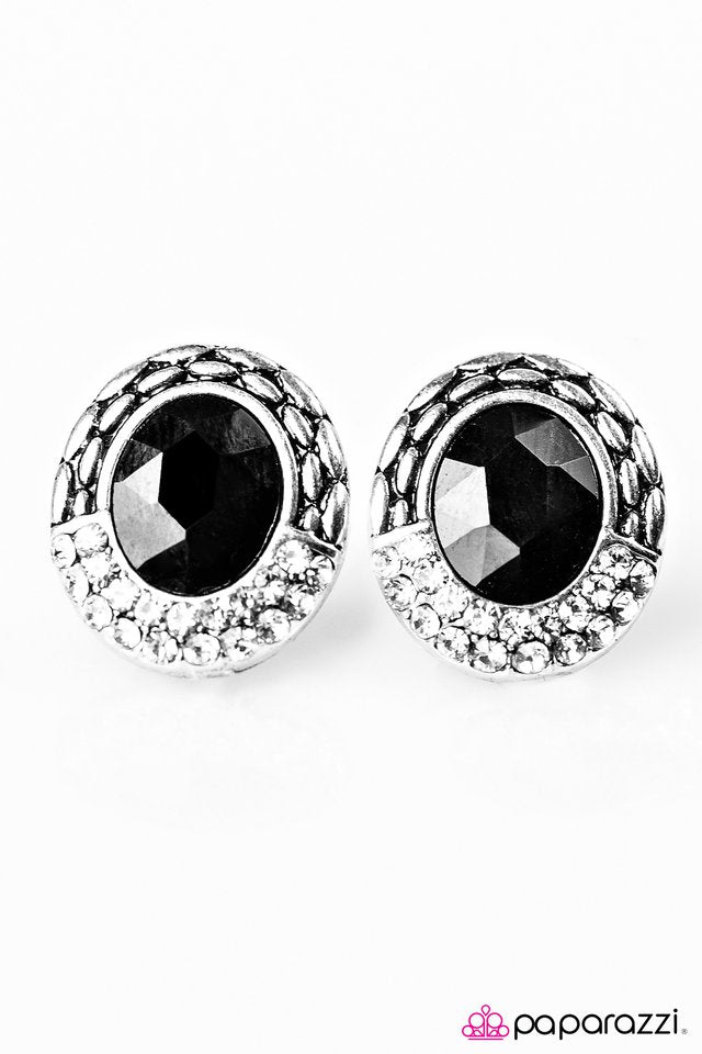 Paparazzi ♥ Go Go GLITTER - Black Post ♥ Post Earrings