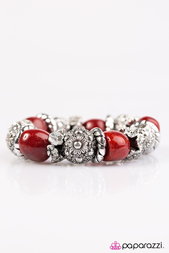 Paparazzi ♥ A La Mode - Red ♥ Bracelet