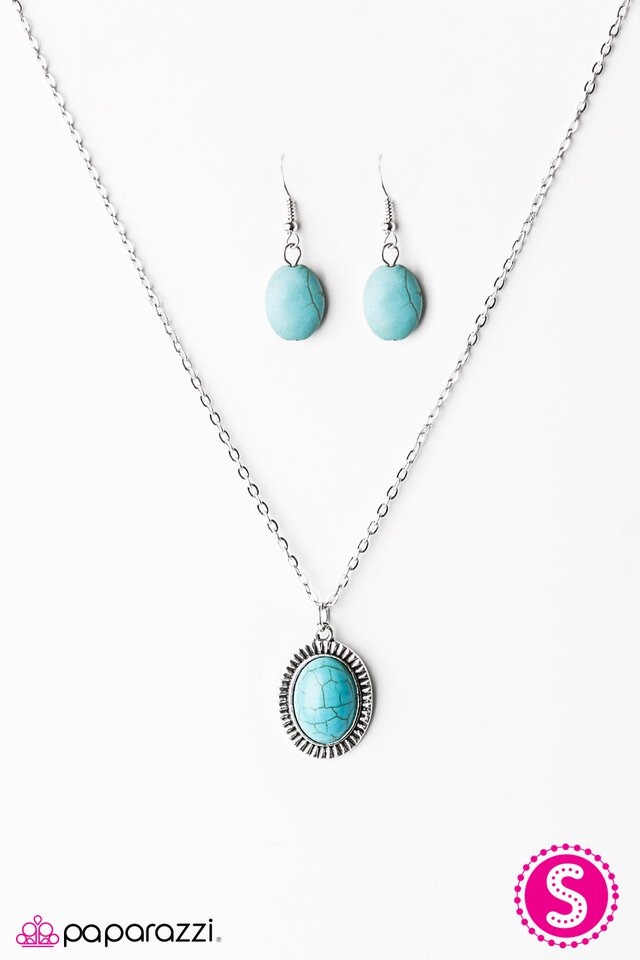 Paparazzi ♥ Cast In SANDSTONE - Blue ♥ Necklace