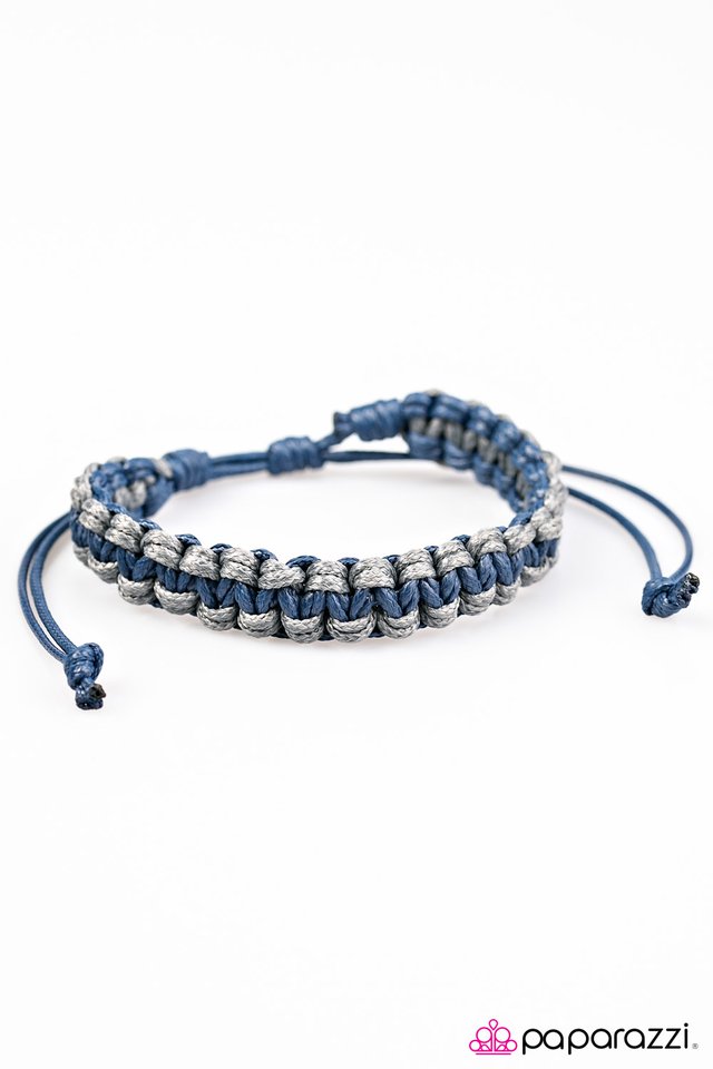 Paparazzi ♥ Hike To Nowhere - Blue ♥ Bracelet