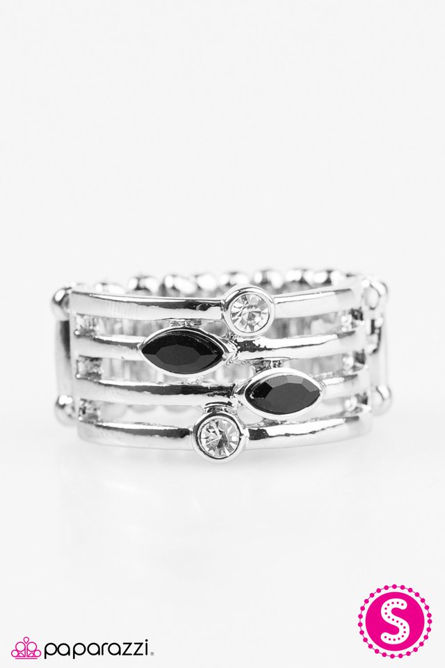 Paparazzi ♥ Tampa Tango - Black ♥ Ring