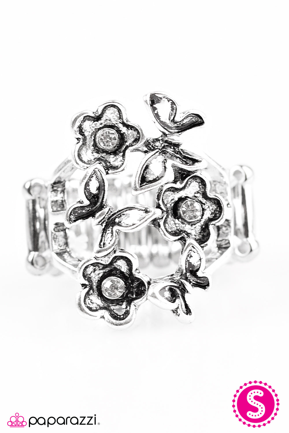 Paparazzi ♥ Flutter Fiesta - White ♥ Ring