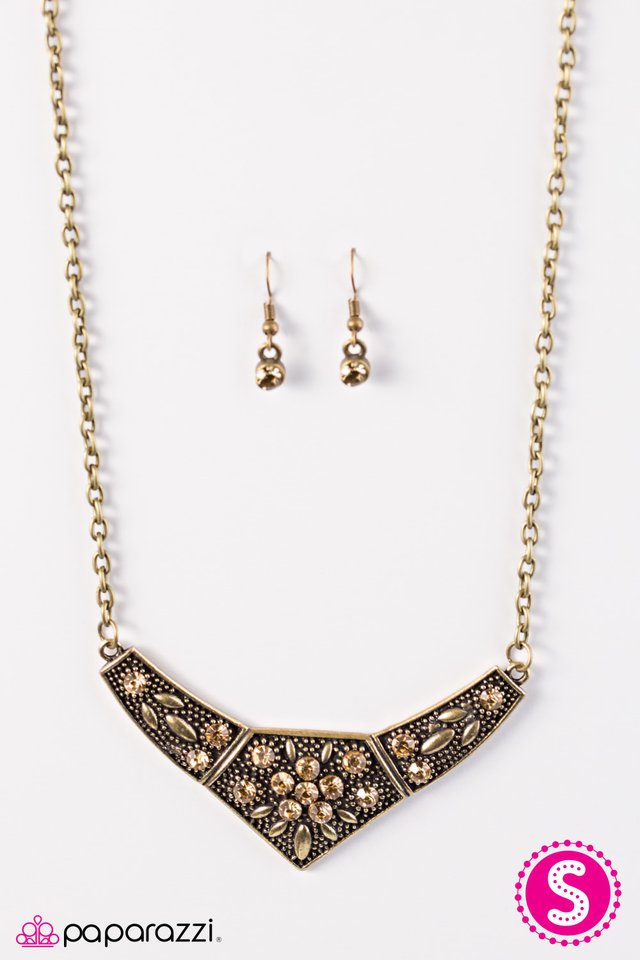 Paparazzi ♥ Born To Shimmer - Brass ♥ Necklace
