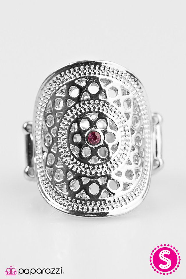 Paparazzi ♥ Raleigh Radiance - Pink ♥ Ring