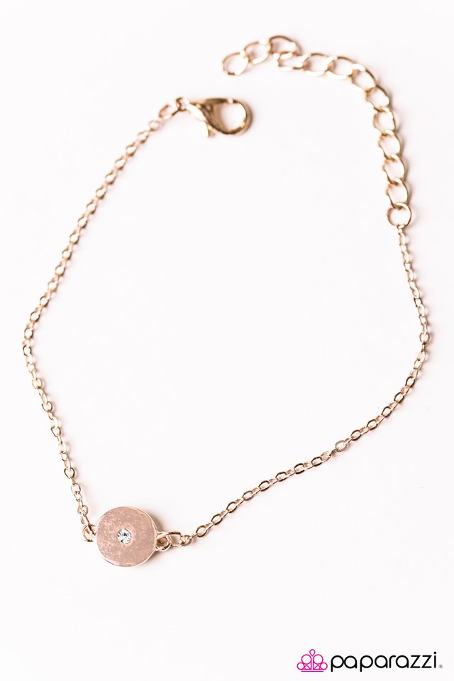 Paparazzi ♥ Casually Colorful - Rose Gold ♥ Bracelet