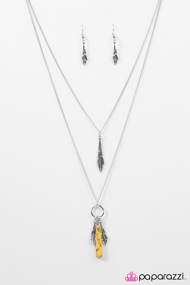 Paparazzi ♥ Colorfully Courageous - Yellow ♥ Necklace