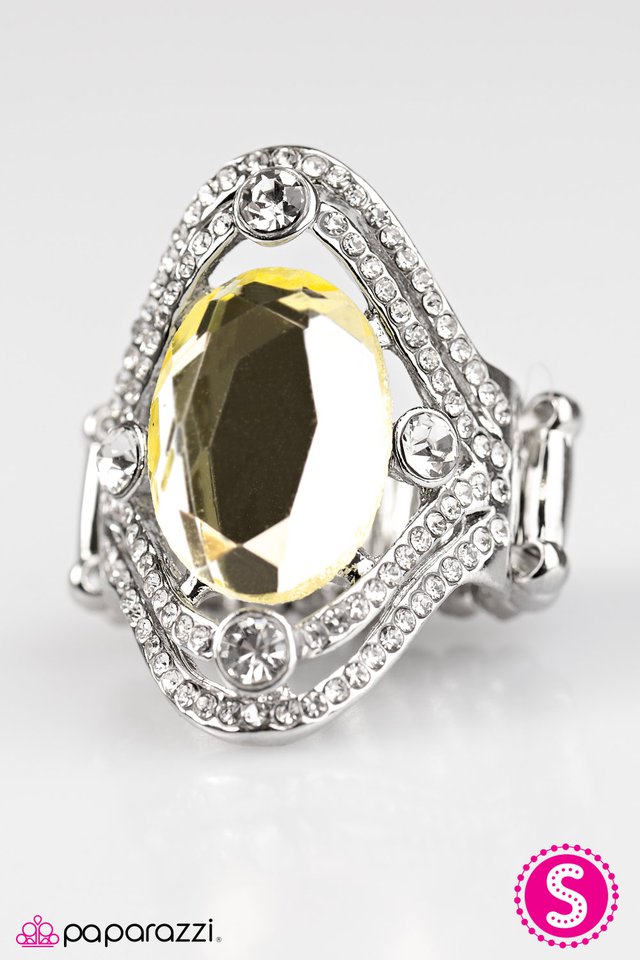 Paparazzi ♥ Makin Money - Yellow ♥ Ring