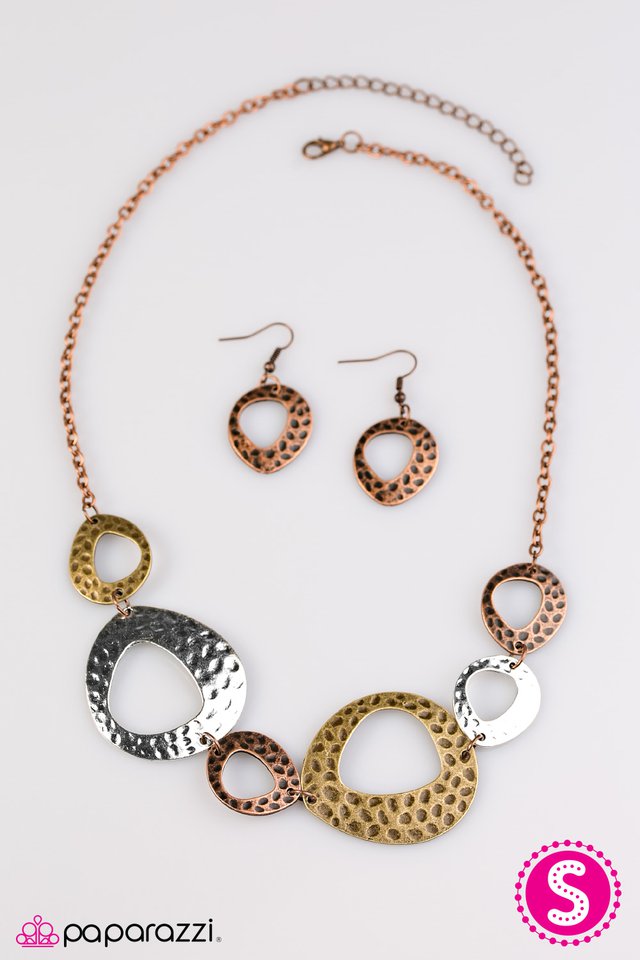 Paparazzi ♥ The Alpha - Multi ♥ Necklace