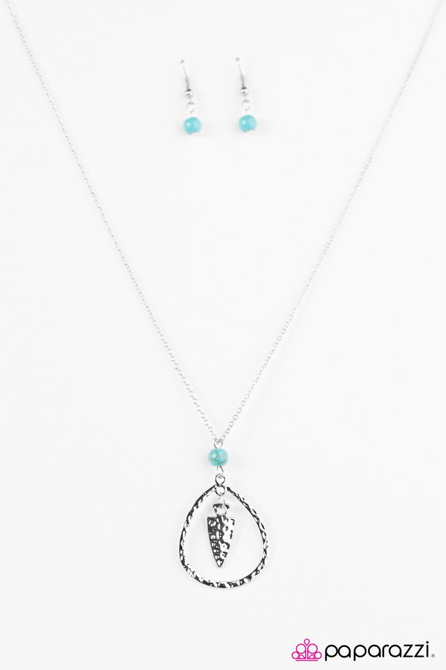 Paparazzi ♥ A Free SPEAR-it 2 - Blue ♥ Necklace