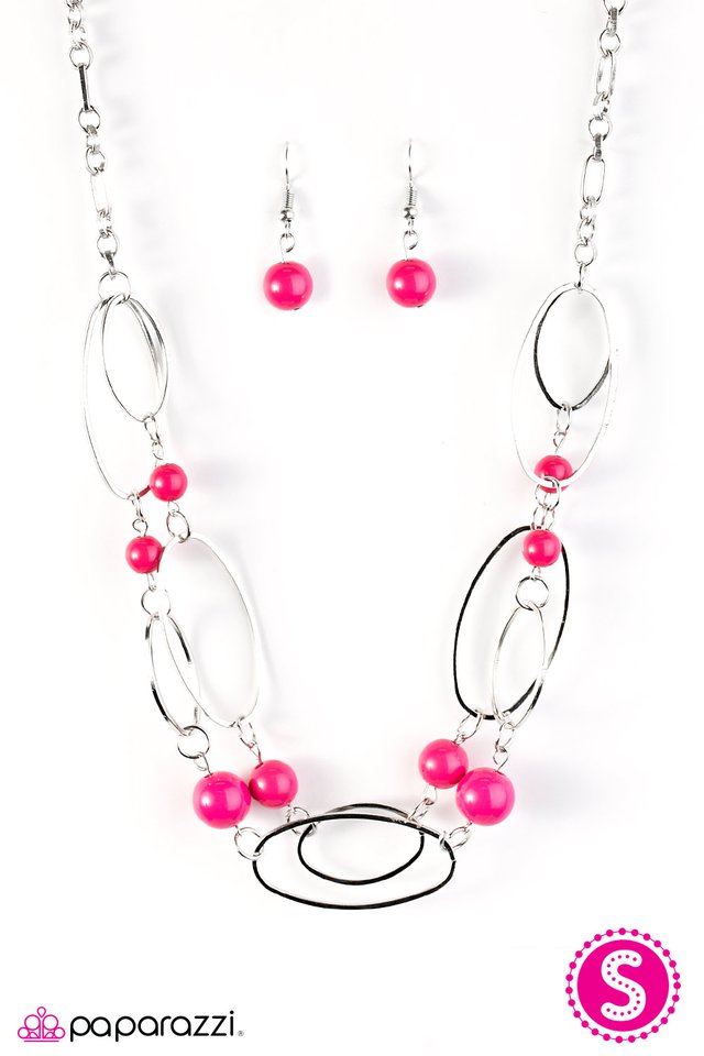 Paparazzi ♥ Glam Theory - Pink ♥ Necklace