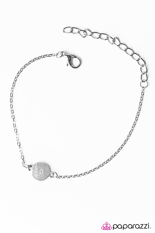 Paparazzi ♥ Casually Colorful - White ♥ Bracelet