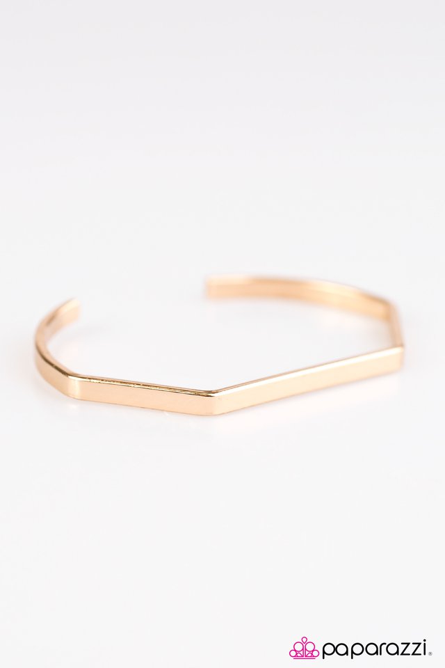 Paparazzi ♥ GEO-Getter - Gold ♥ Bracelet