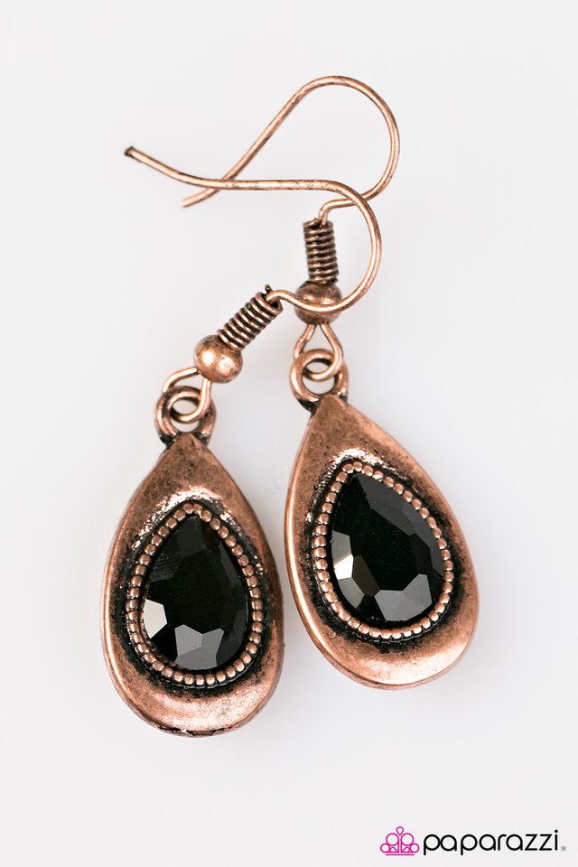 Paparazzi ♥ Timelessly Teardrops - Copper ♥ Earrings