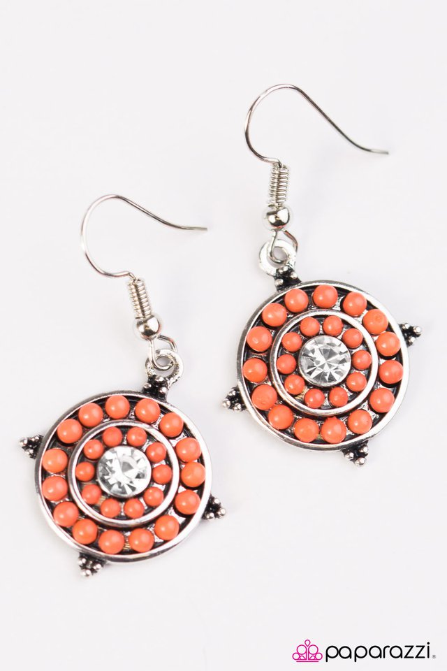 Paparazzi ♥ One Step Closer To Summer - Orange ♥ Earrings