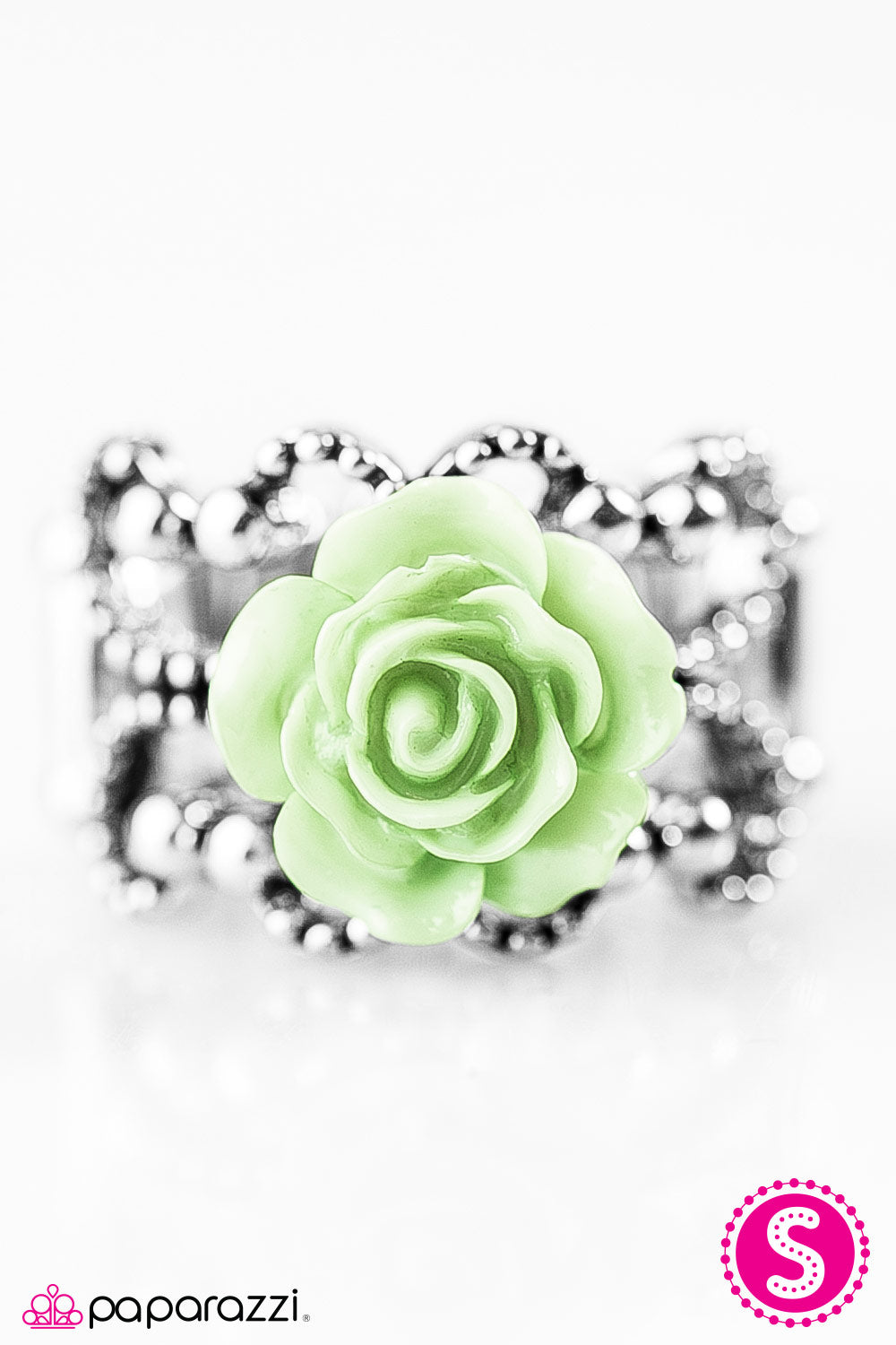 Paparazzi ♥ Fleur De Fashion - Green ♥ Ring