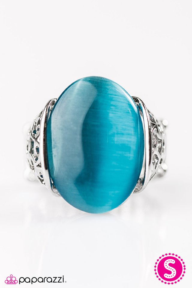 Paparazzi ♥ Midnight Moonwalk - Blue ♥ Ring