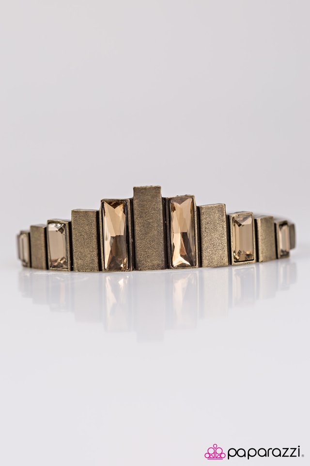 Paparazzi ♥ Modern Metro - Brass ♥ Bracelet
