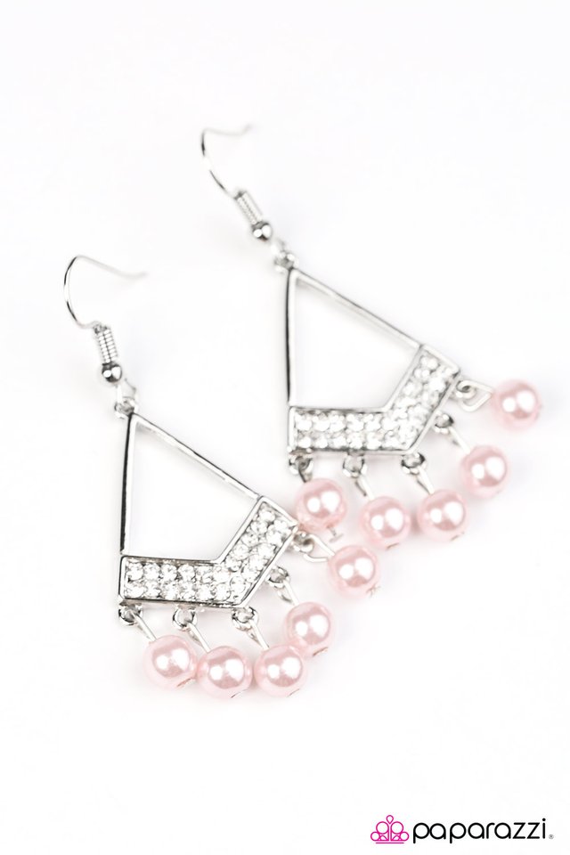 Paparazzi ♥ The GLAM Prize Winner - Pink ♥ Earrings