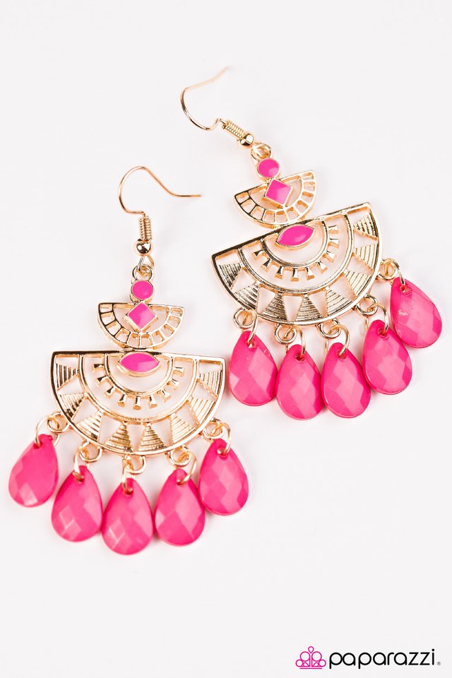Paparazzi ♥ Florida Flirt - Pink ♥ Earrings