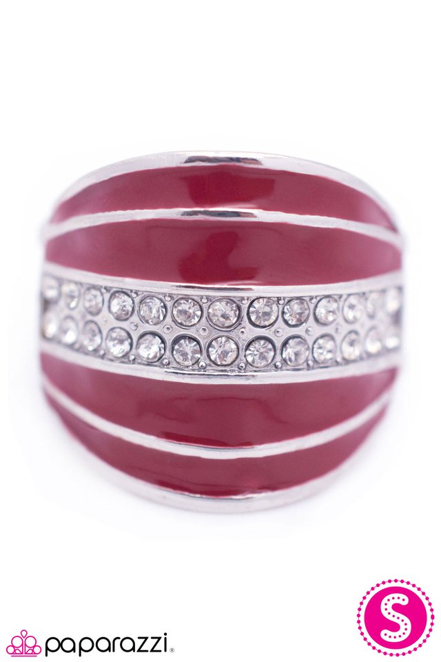 Paparazzi ♥ Borderline Bombshell - Red ♥ Ring