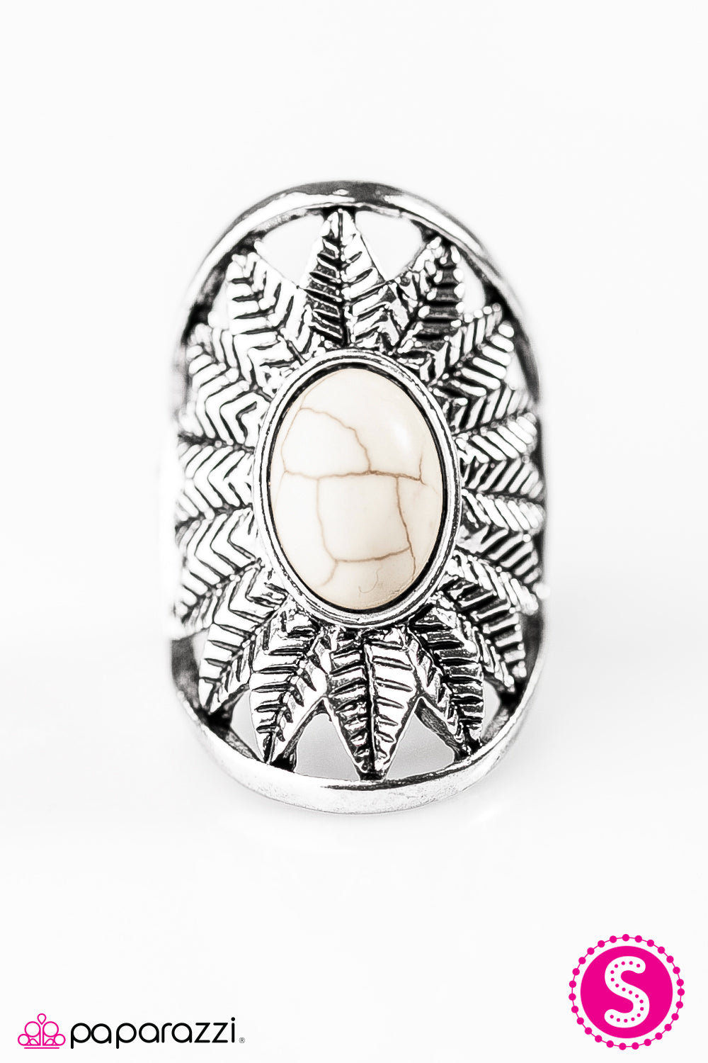 Paparazzi ♥ Natural Habitat - White ♥ Ring