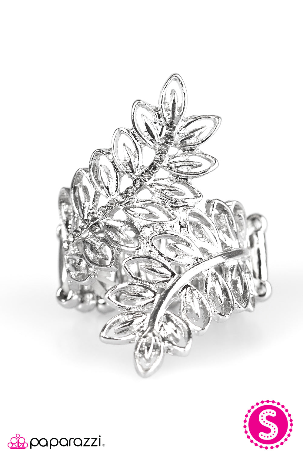 Paparazzi ♥ LEAF Is Good - Silver ♥ Ring