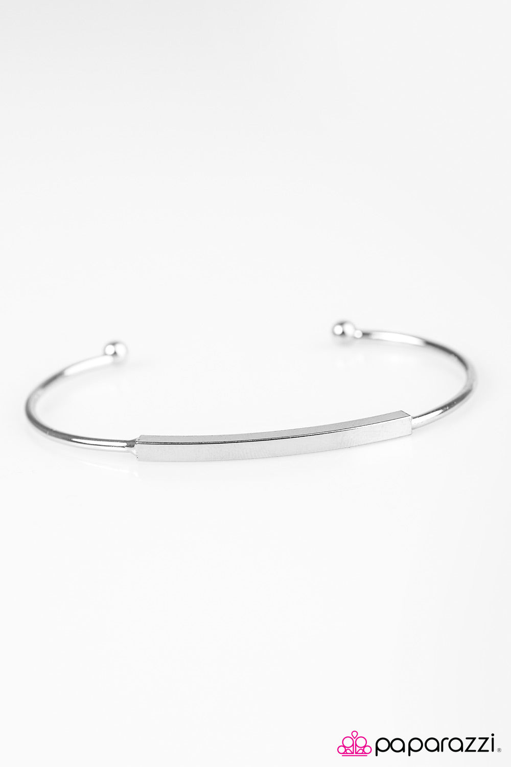 Paparazzi ♥ Minimally Metro - Silver ♥ Bracelet