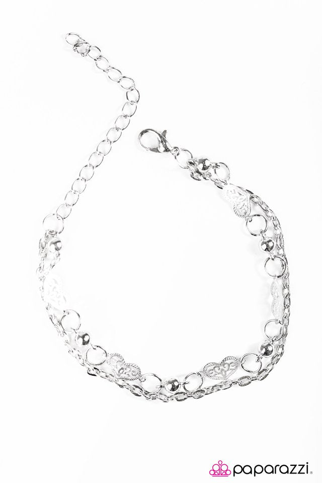 Paparazzi ♥ Love Never Gives Up - Silver ♥ Bracelet
