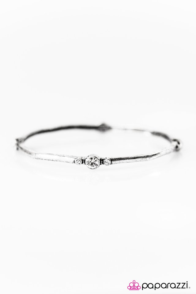 Paparazzi ♥ Girl Of My GLEAMS - White ♥ Bracelet