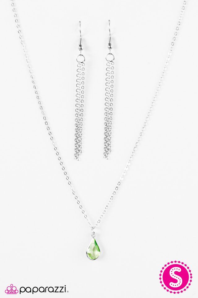 Paparazzi ♥ Drop Of Daylight - Green ♥ Necklace-product_sku