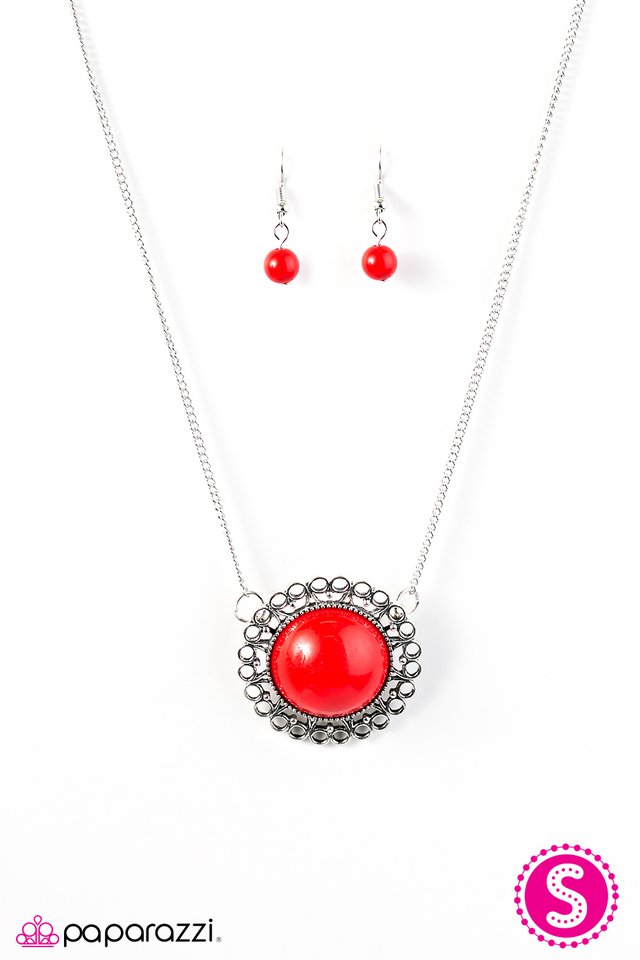 Paparazzi ♥ Summer Sun - Red ♥ Necklace
