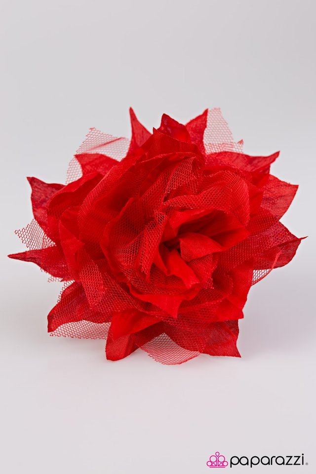 Paparazzi ♥ Petal Pinnacle - Red ♥ Hair Clip