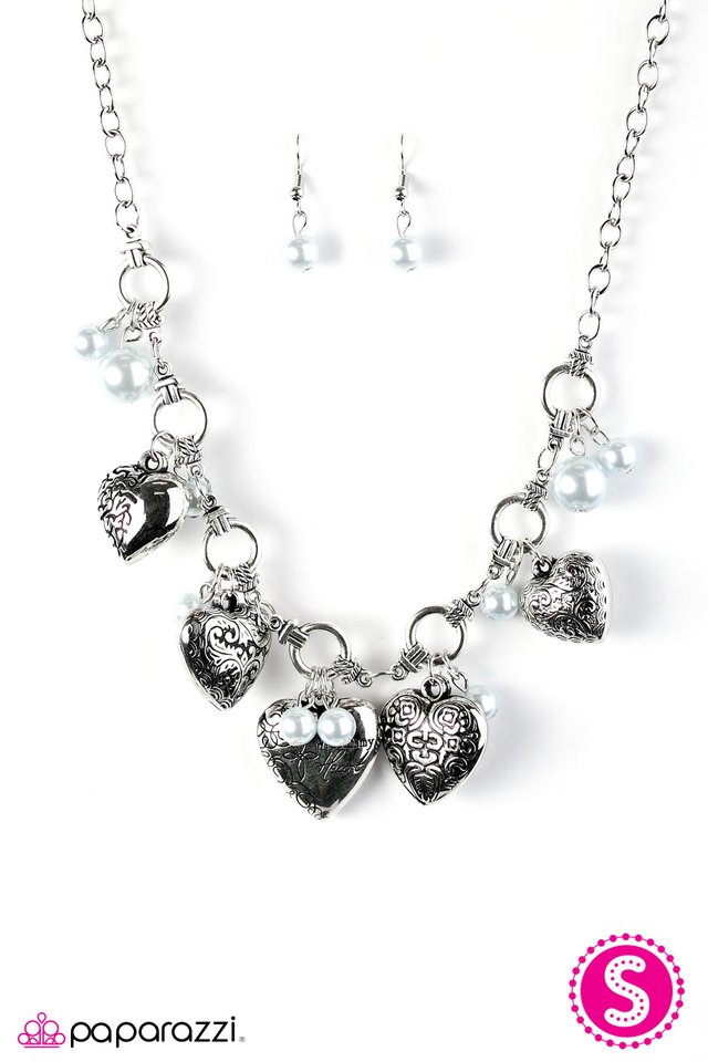 Paparazzi ♥ With All Your Heart - Blue ♥ Necklace