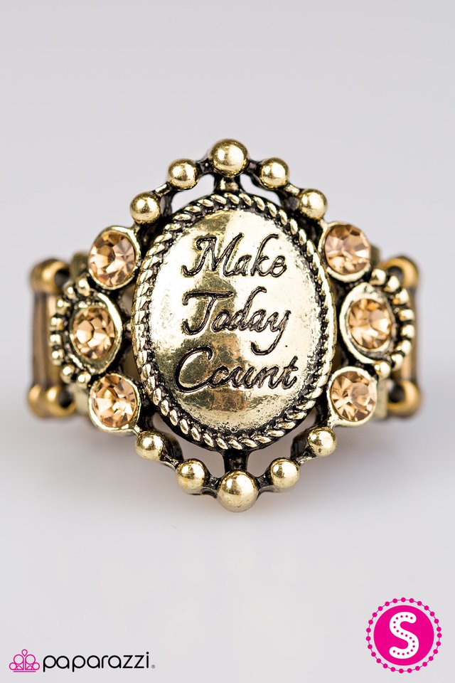Paparazzi ♥ Make Today Count - Brass ♥ Ring