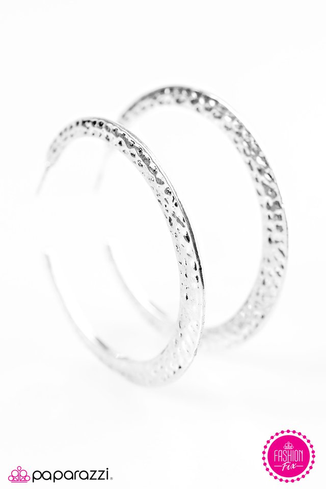 Paparazzi ♥ The World Is SHINE ♥ Earrings