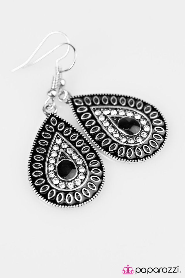 Paparazzi ♥ My Biggest TEAR - Black ♥ Earrings