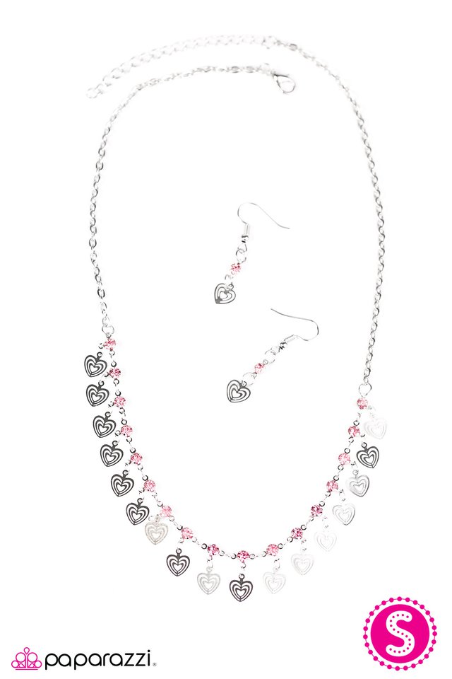 Paparazzi ♥ Deepest Desires - Pink ♥ Necklace