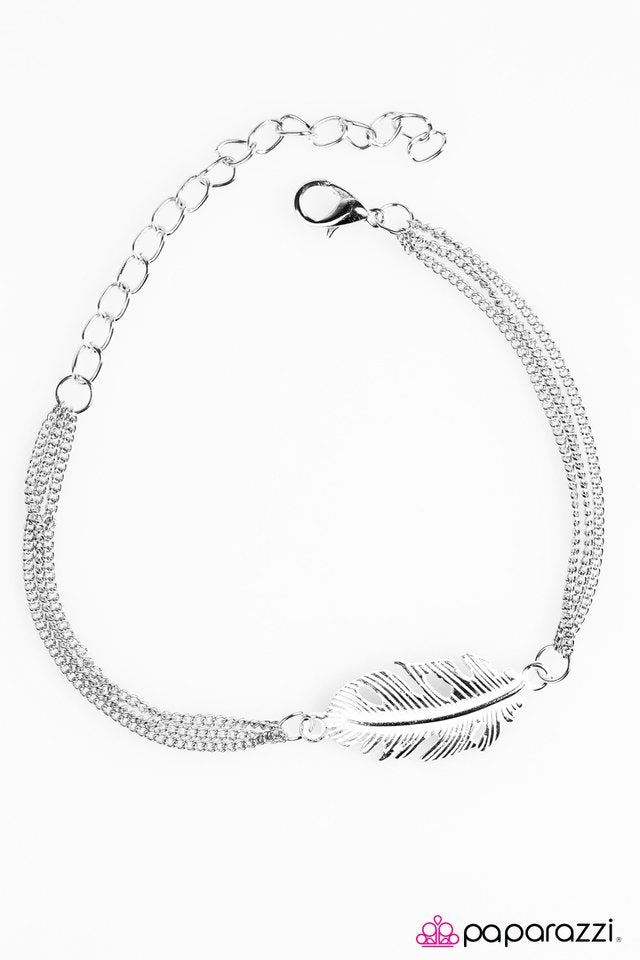 Paparazzi ♥ Great Heights - Silver ♥ Bracelet