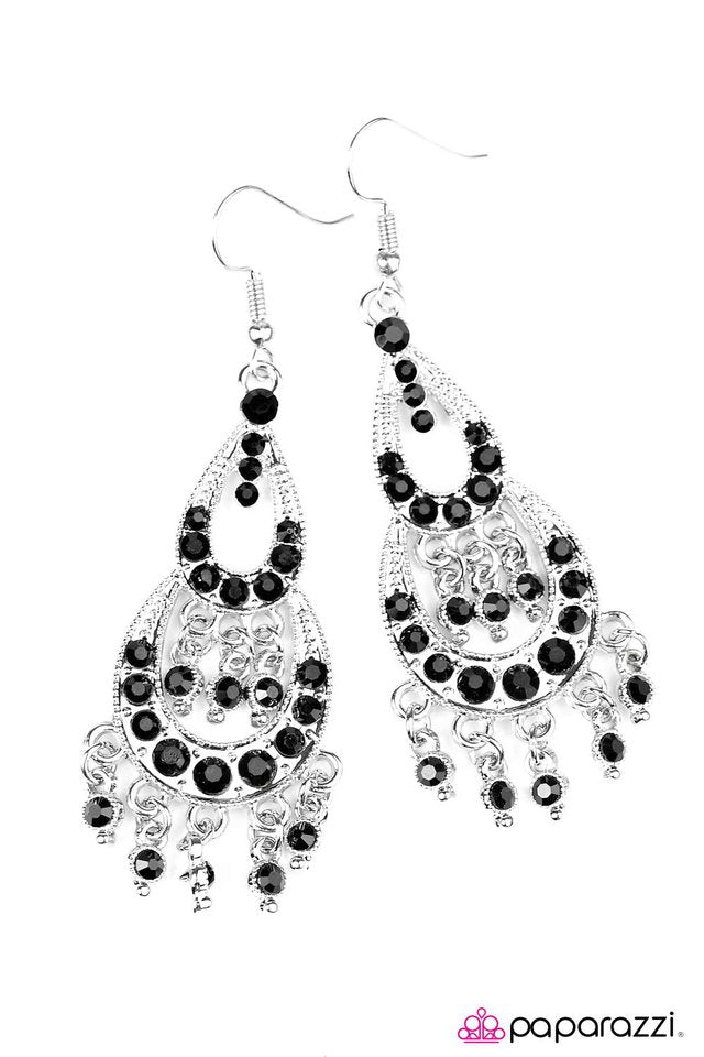 Paparazzi ♥ Glitter Makes Everything Better - Black ♥ Earrings