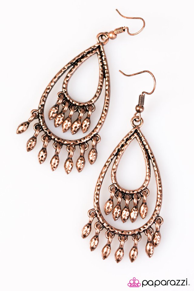 Paparazzi ♥ Toes In The Sand - Copper ♥ Earrings
