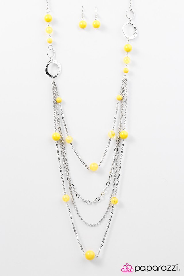 Paparazzi ♥ Rainbow Radiance - Yellow ♥ Necklace