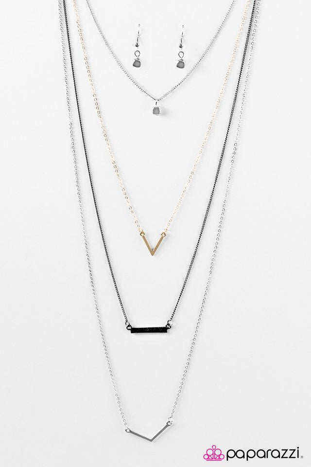 Paparazzi ♥ Freedom To Roam - Multi ♥ Necklace