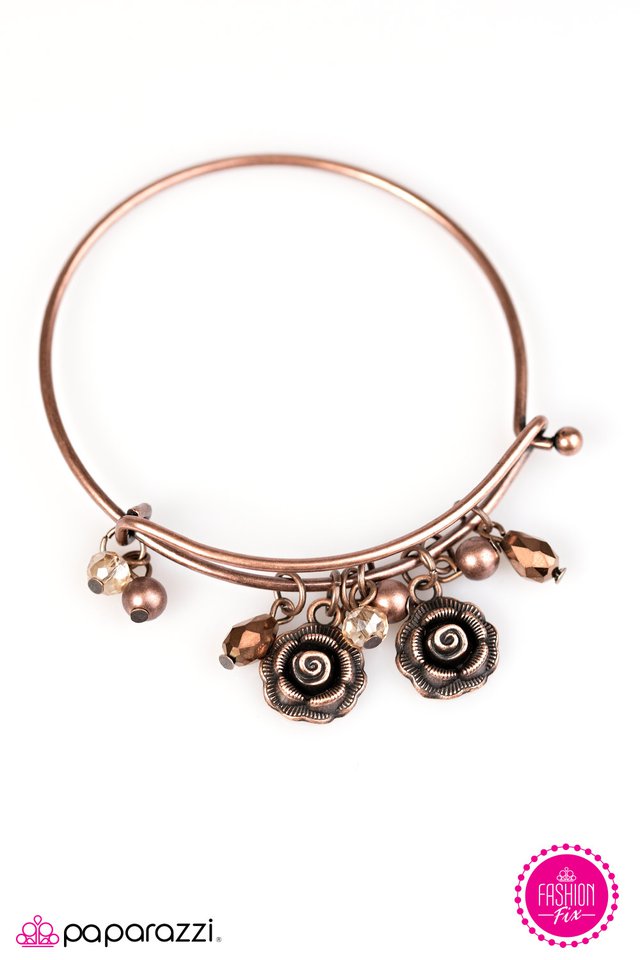 Paparazzi ♥ Caught Off GARDEN ♥ Bracelet