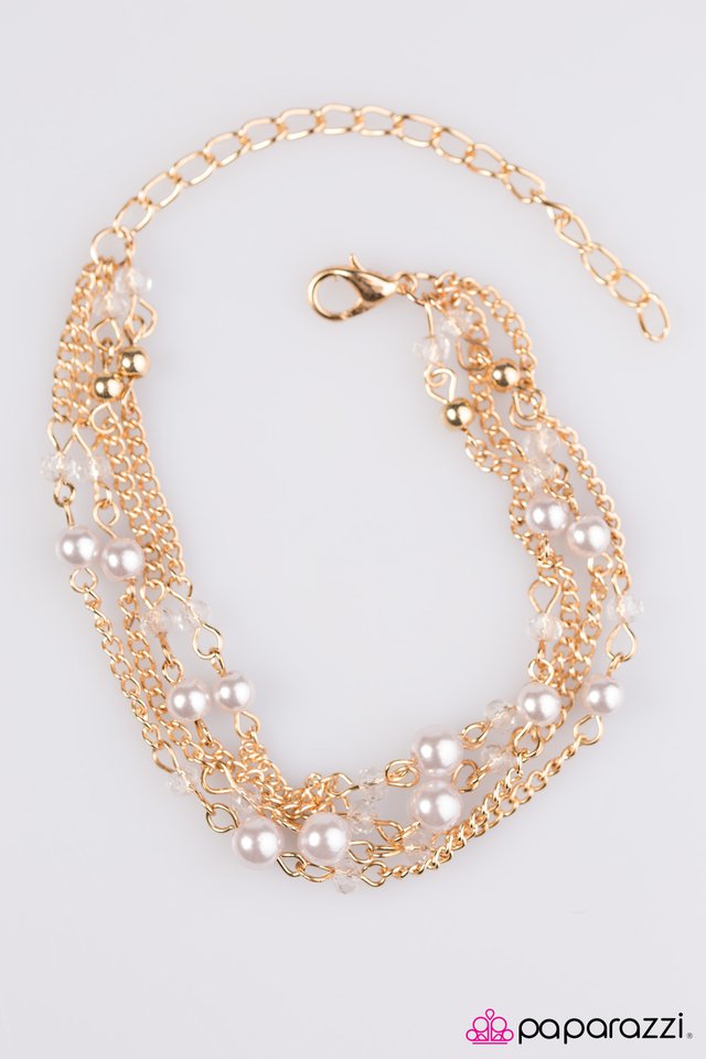 Paparazzi ♥ Summer Sensation - Gold ♥ Bracelet