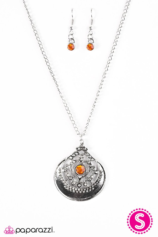 Paparazzi ♥ One In A MEDALLION - Orange ♥ Necklace