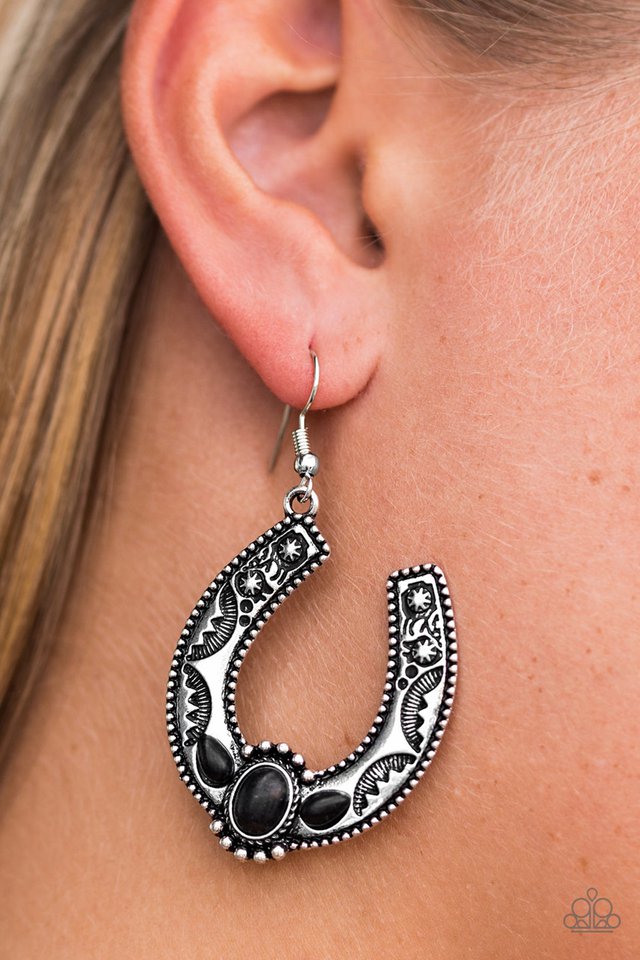 Paparazzi ♥ Boots and Spurs - Black ♥ Earrings