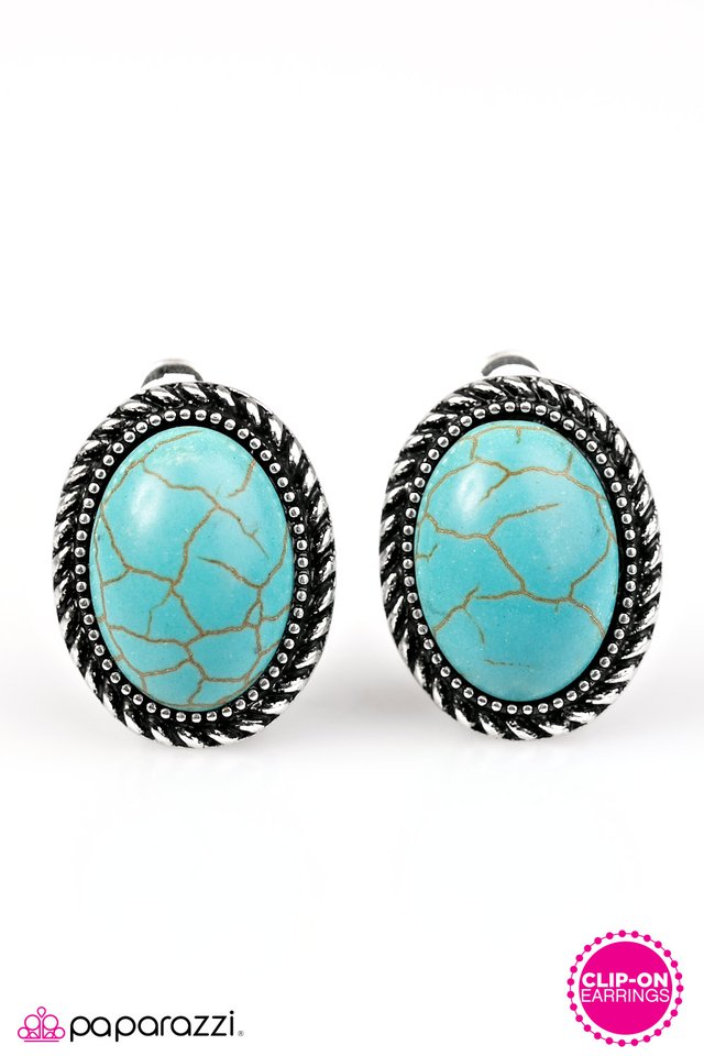 Paparazzi ♥ Best Of The West - Blue Clip-On ♥ Clip-On