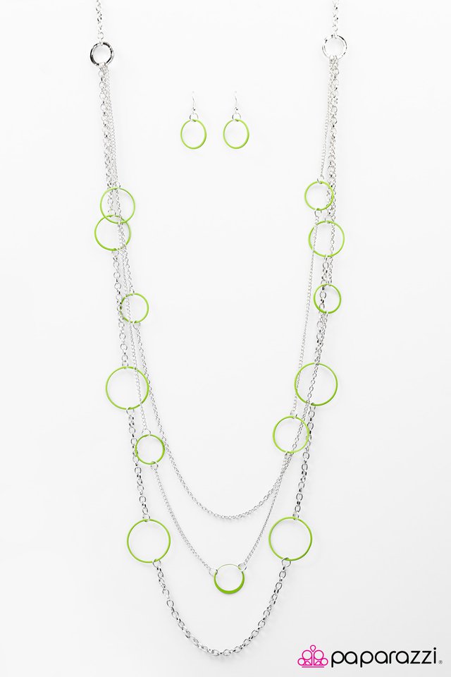 Paparazzi ♥ Do The HULA HOOP - Green ♥ Necklace