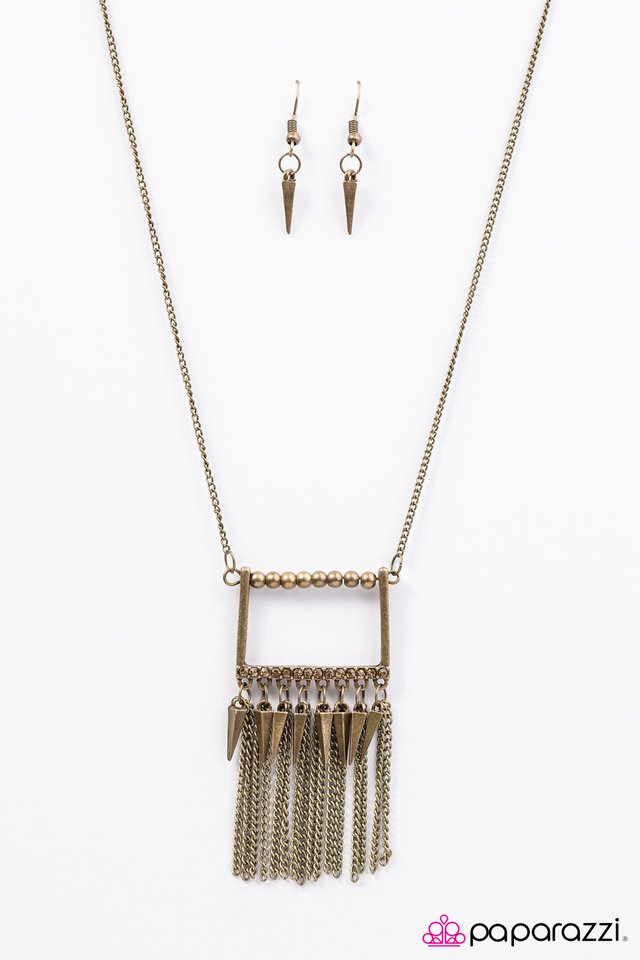 Paparazzi ♥ Sharp Sophistication - Brass ♥ Necklace